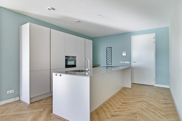 Foto 15 van Maashaven N.z. 637