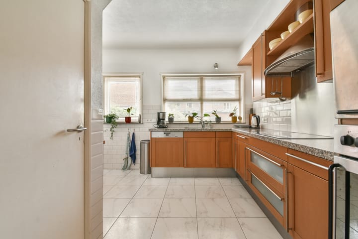 Photo 15 of Schiedamseweg 123