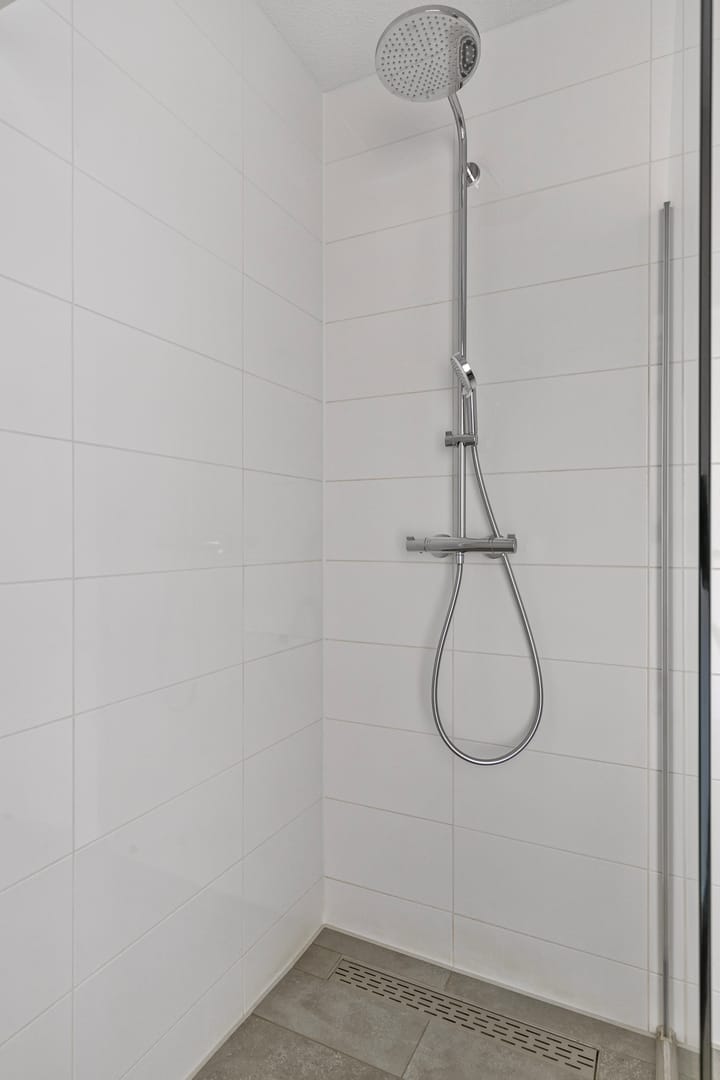 Foto 26 van Maashaven N.z. 637