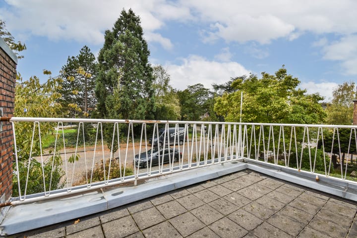 Photo 26 of Schiedamseweg 123