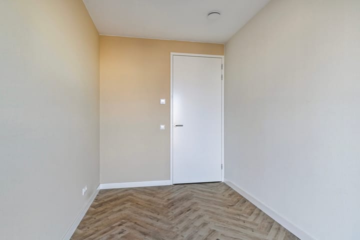 Foto 29 van Maashaven N.z. 637