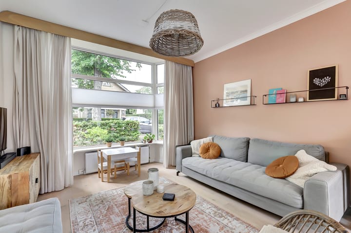 Photo 11 of Willemstraat 241