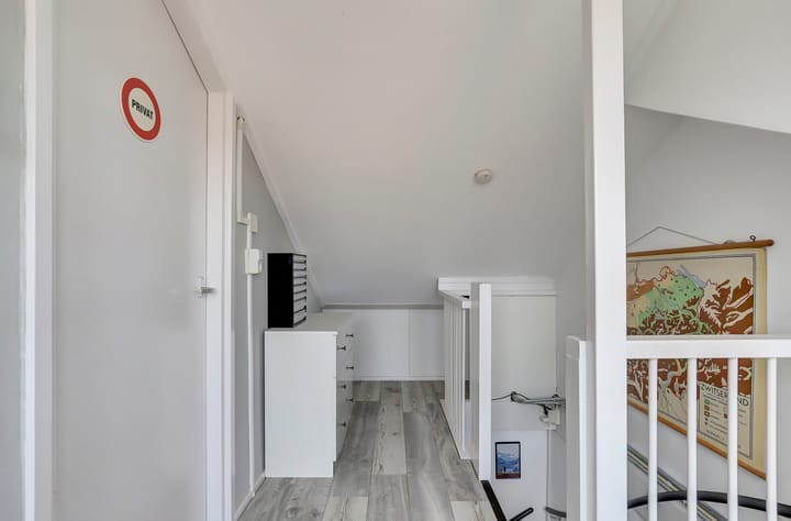 Photo 27 of Willemstraat 241