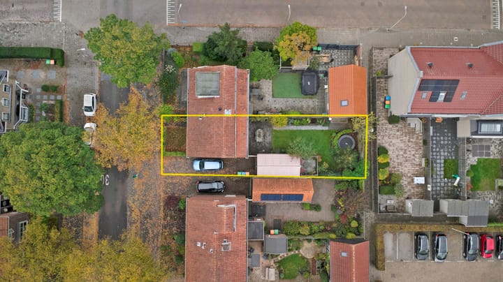 Photo 42 of Willemstraat 241