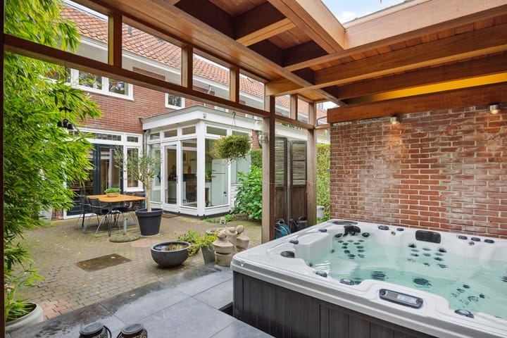 Photo 33 of Versterstraat 32