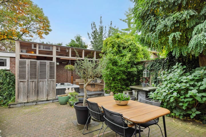 Photo 28 of Versterstraat 32