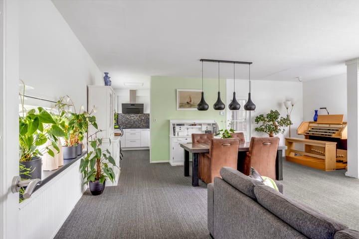 Photo 9 of Weyerland 105