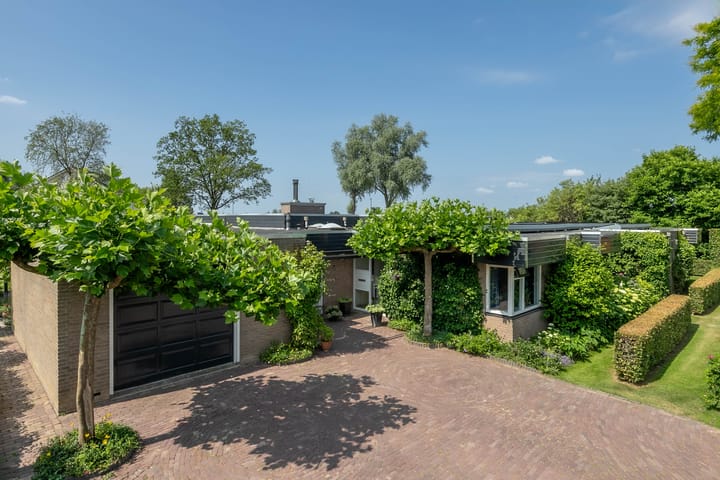 Foto 2 van Minkeloos 77