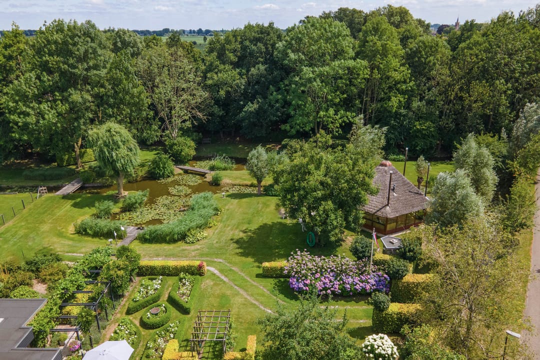 Photo 32 of Minkeloos 77