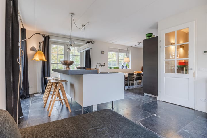 Photo 11 of Molenstraat 56-A