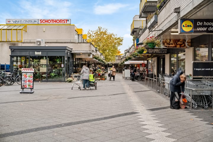 Foto 28 van Van Brammenstraat 65