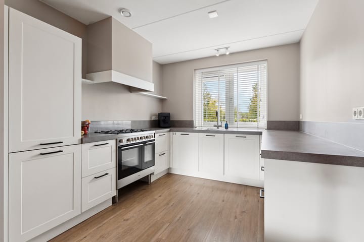 Foto 3 van Nobellaan 36