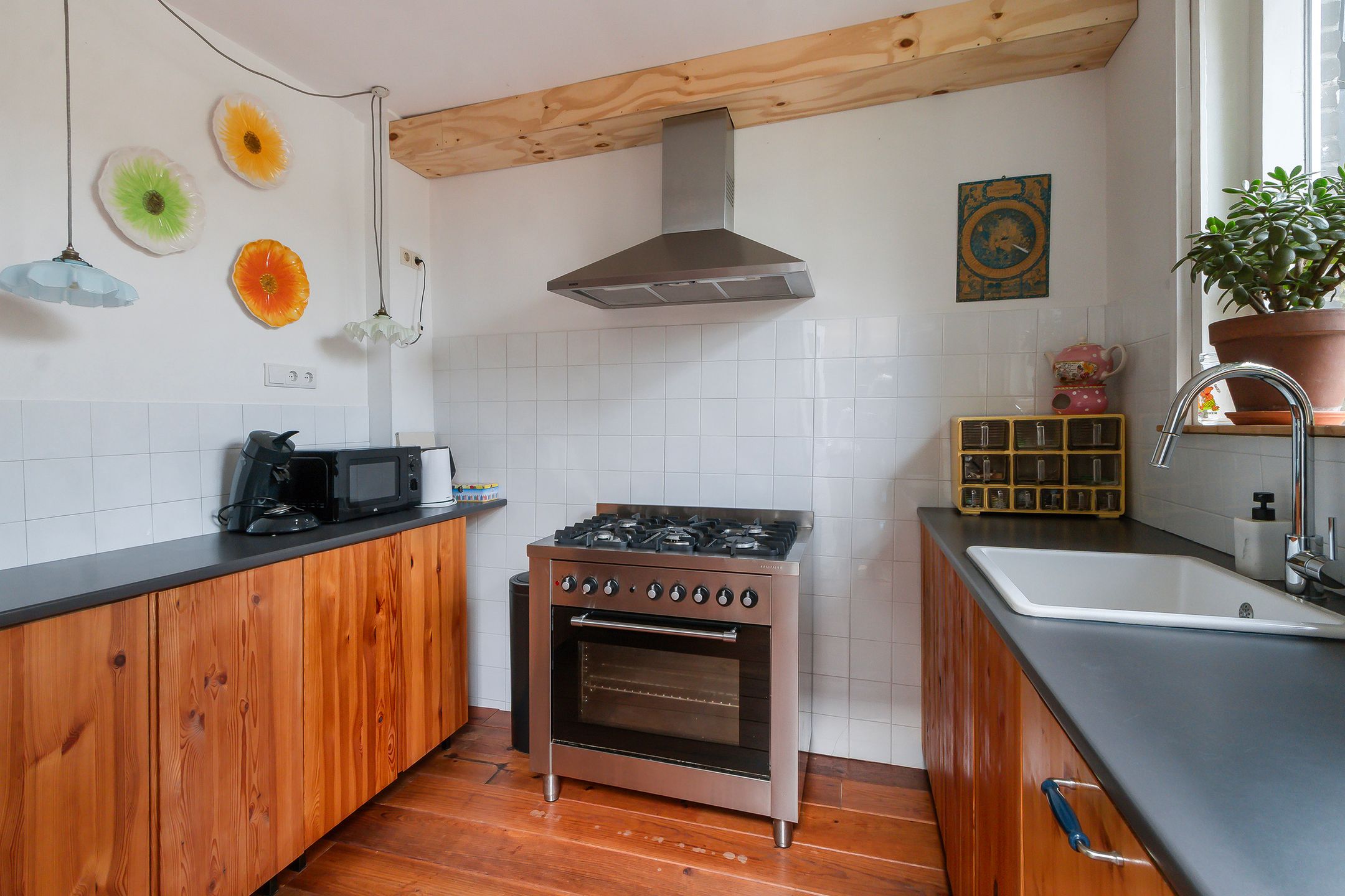 Photo 12 of Mariannestraat 34