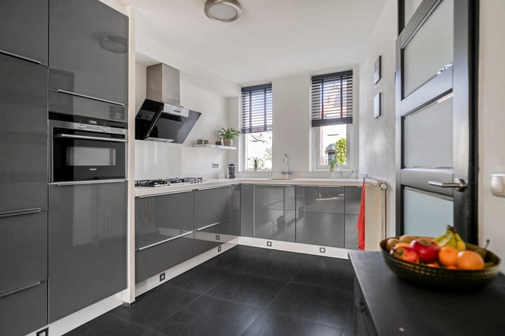 Photo 4 of Klaproosstraat 47