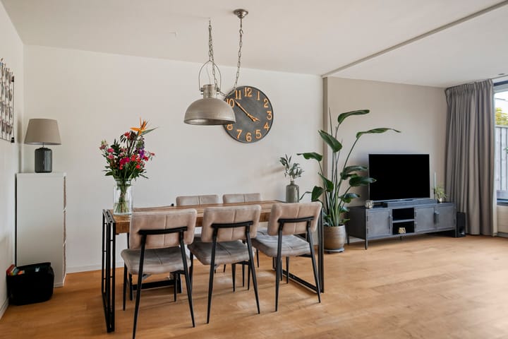 Photo 12 of Klaproosstraat 47