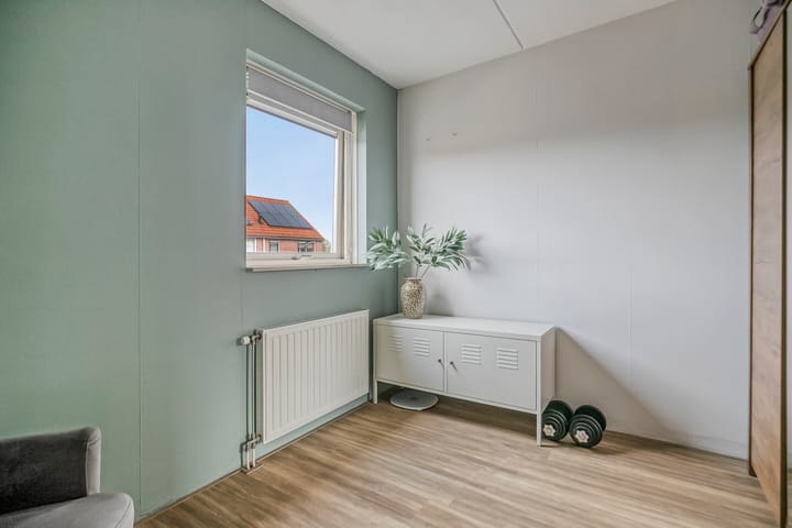 Photo 22 of Klaproosstraat 47