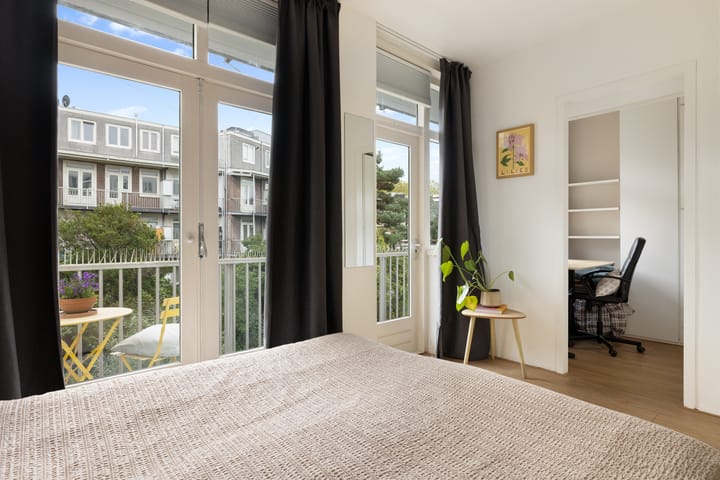 Foto 15 van Soembawastraat 65-C