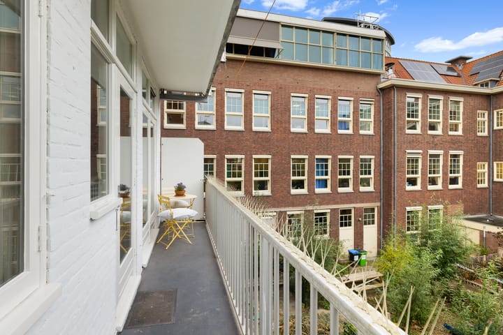 Foto 19 van Soembawastraat 65-C