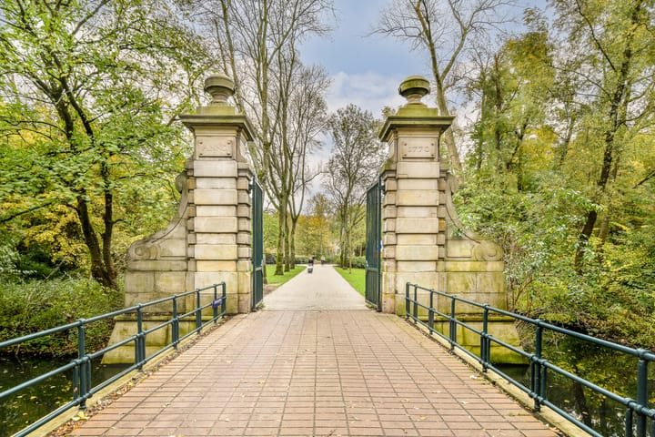 Foto 30 van Soembawastraat 65-C