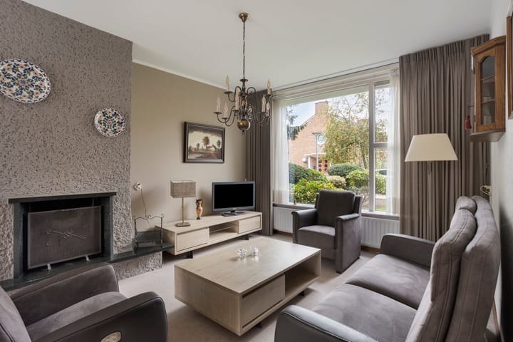 Photo 2 of Bergmannstraat 75