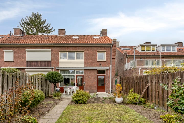 Foto 19 van Bergmannstraat 75