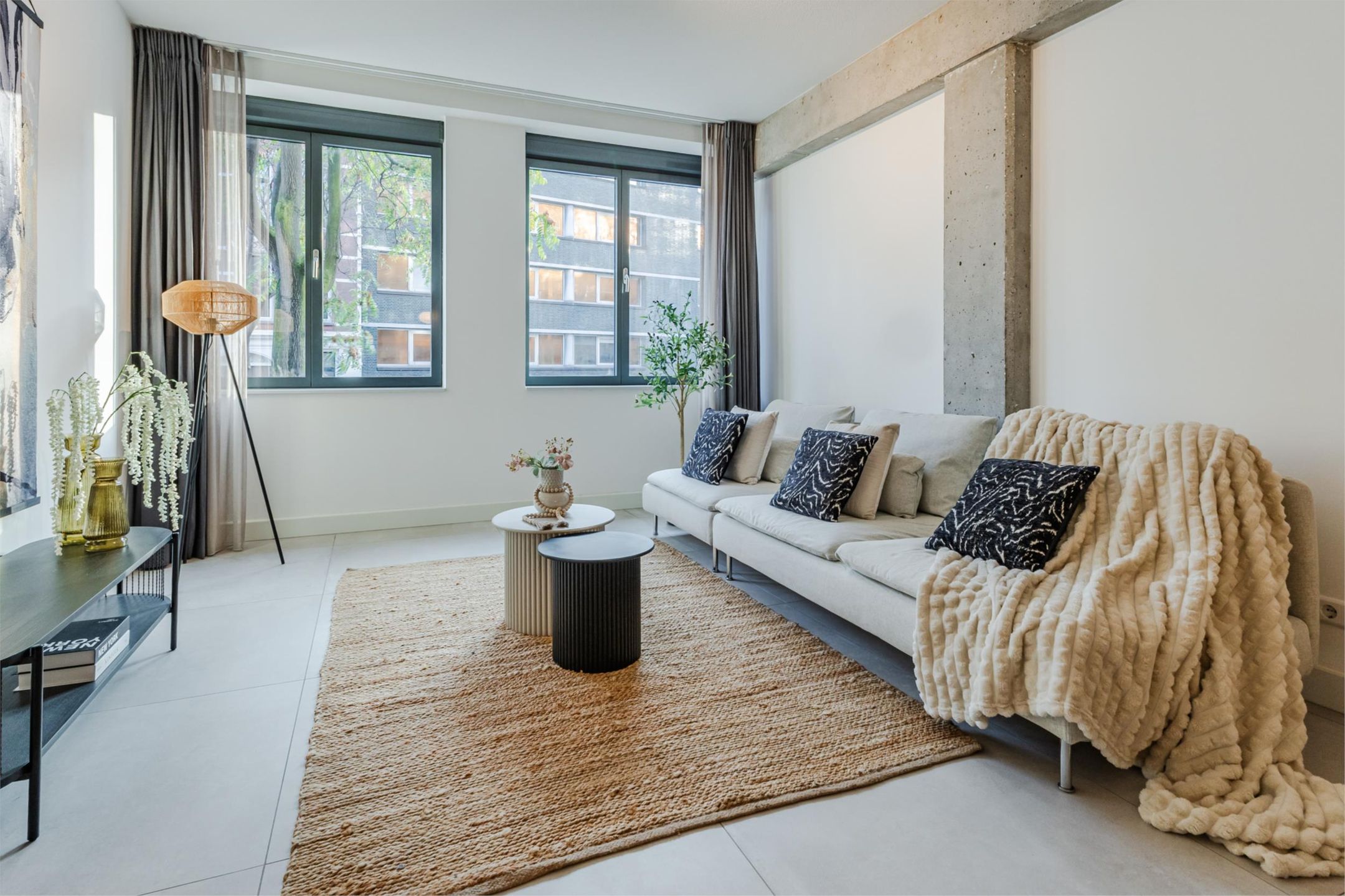 Foto 3 van Van Vollenhovenstraat 3-131