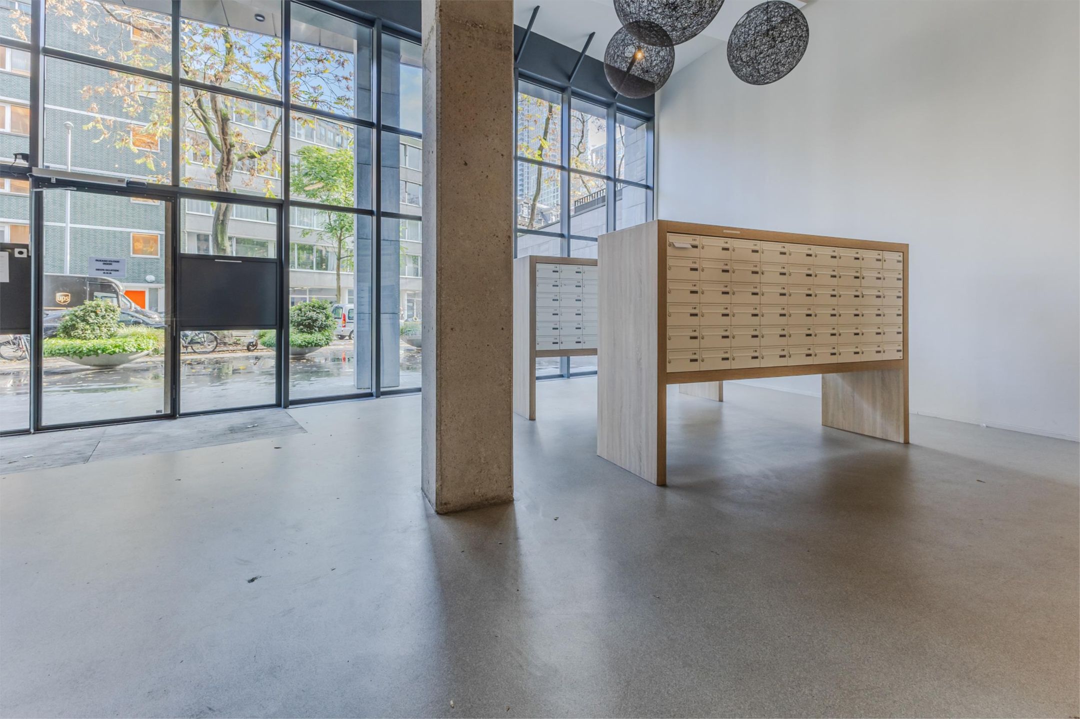 Foto 9 van Van Vollenhovenstraat 3-131