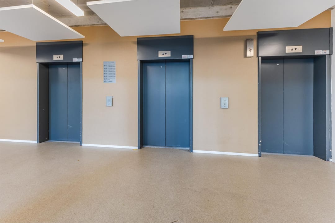 Foto 11 van Van Vollenhovenstraat 3-131