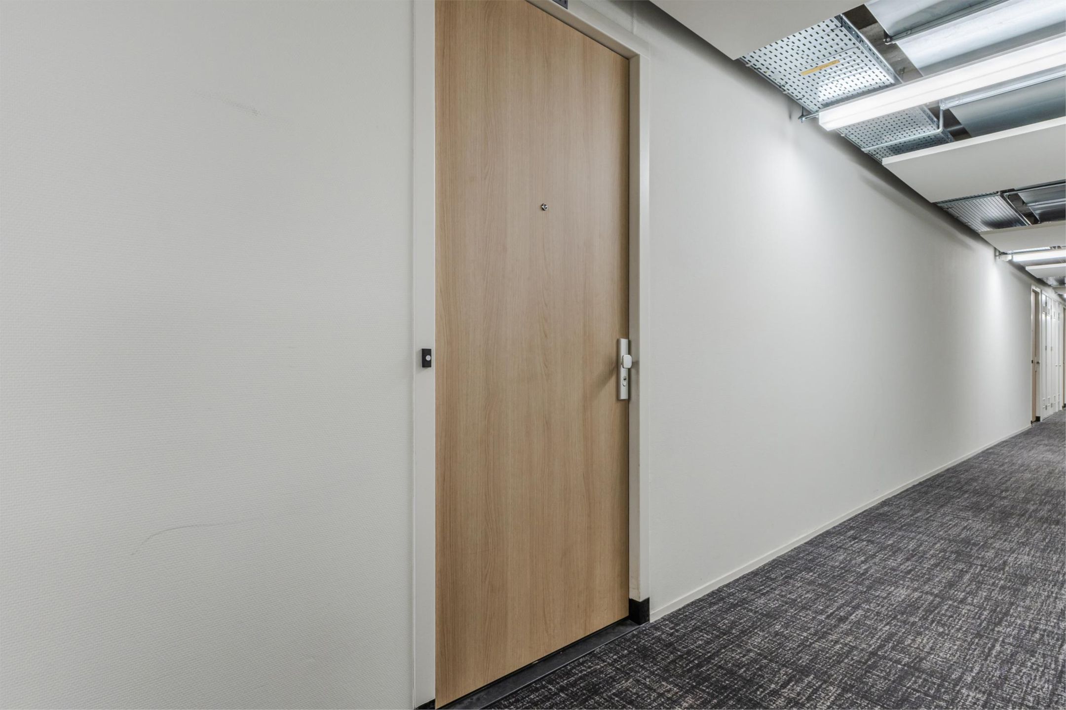 Foto 12 van Van Vollenhovenstraat 3-131