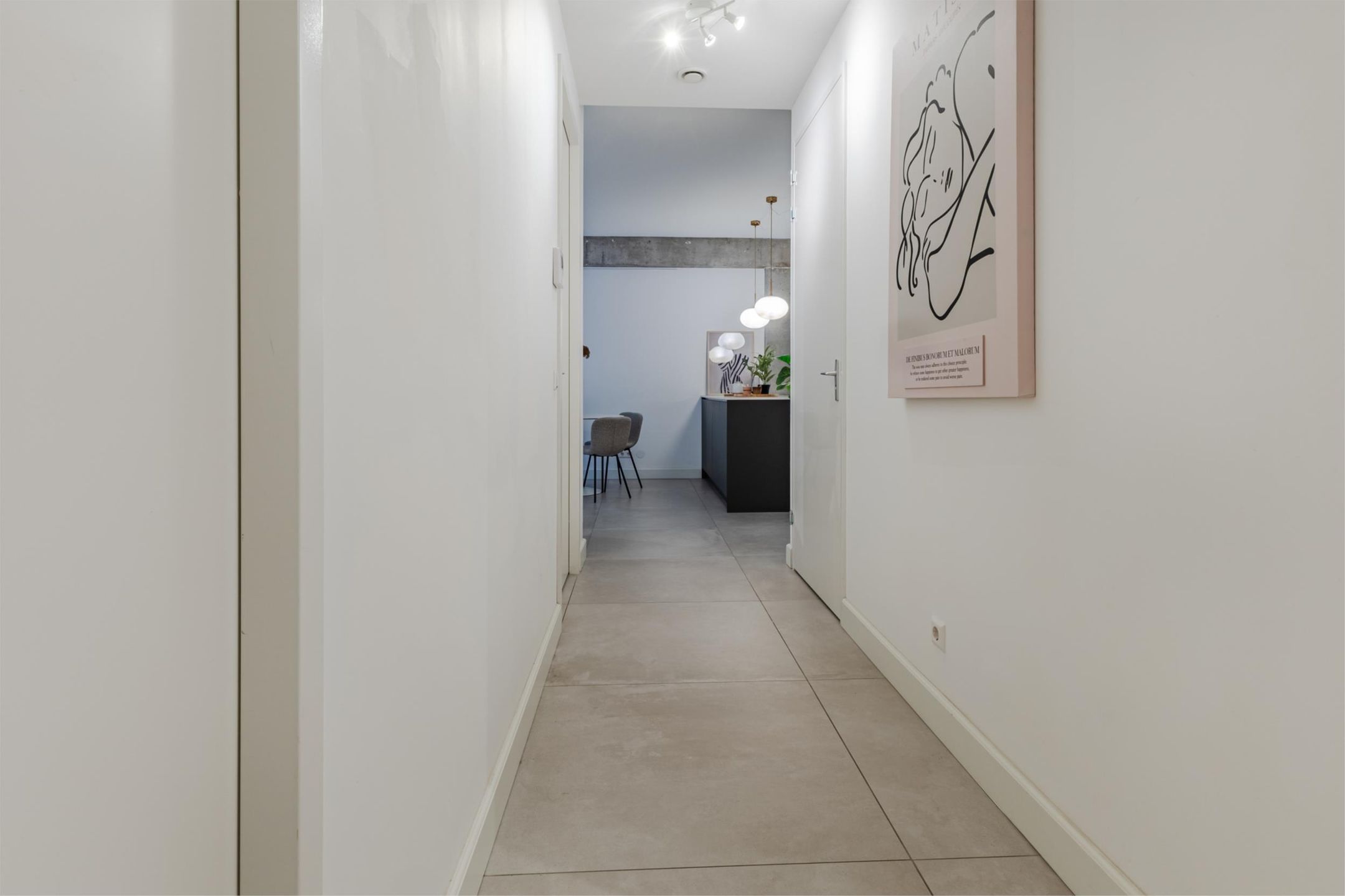 Foto 15 van Van Vollenhovenstraat 3-131