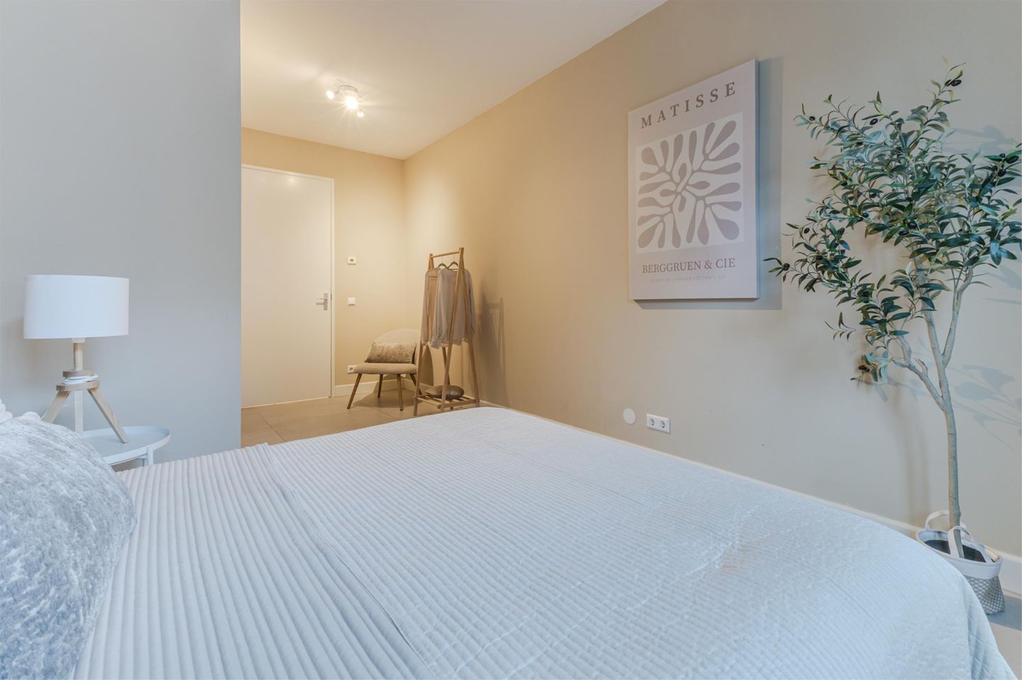 Foto 25 van Van Vollenhovenstraat 3-131