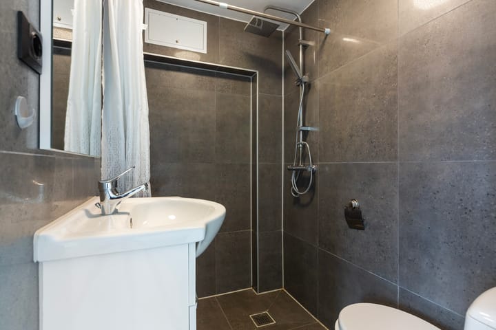 Foto 16 van Strevelsweg 118-B01