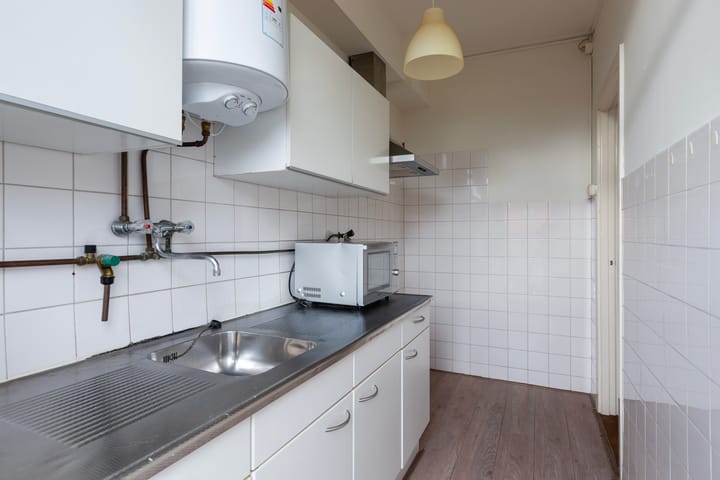 Foto 17 van Strevelsweg 118-B01