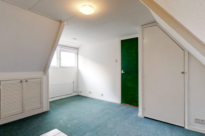 Photo 11 of Oostwouder Dorpsstraat 85