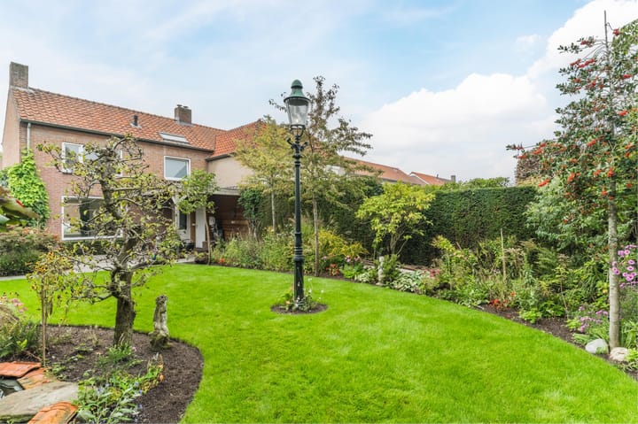 Photo 9 of Dahliastraat 10