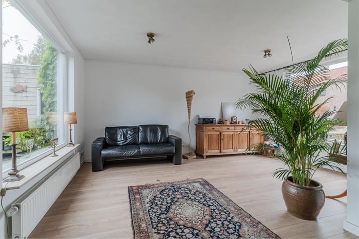 Photo 14 of Dahliastraat 10