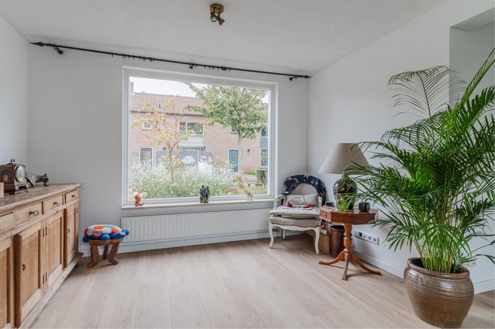 Photo 16 of Dahliastraat 10