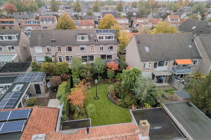 Photo 40 of Dahliastraat 10