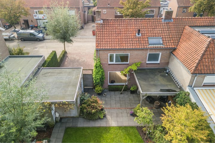 Photo 44 of Dahliastraat 10