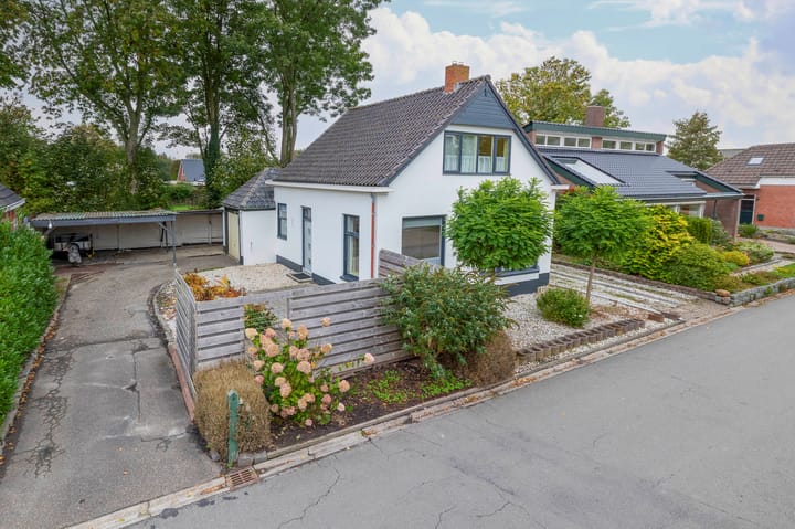 Foto 2 van Allersmaweg 6