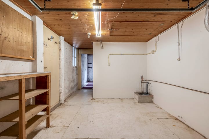 Foto 23 van Allersmaweg 6