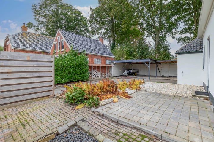 Foto 27 van Allersmaweg 6