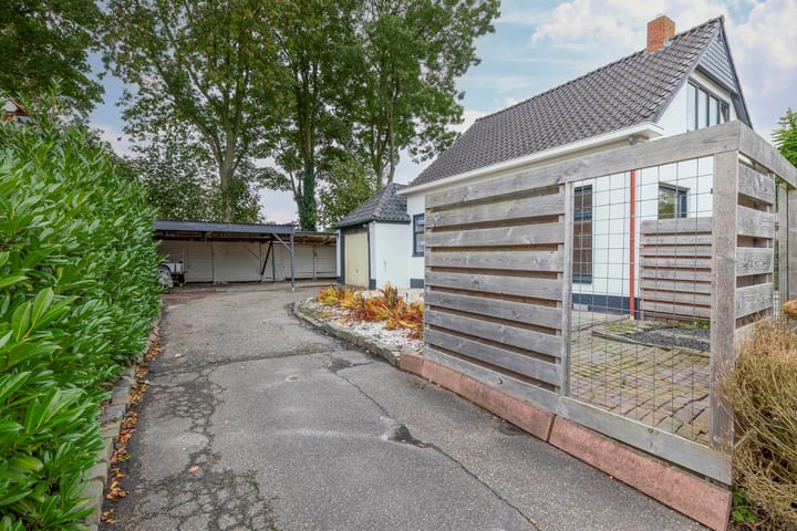 Foto 29 van Allersmaweg 6