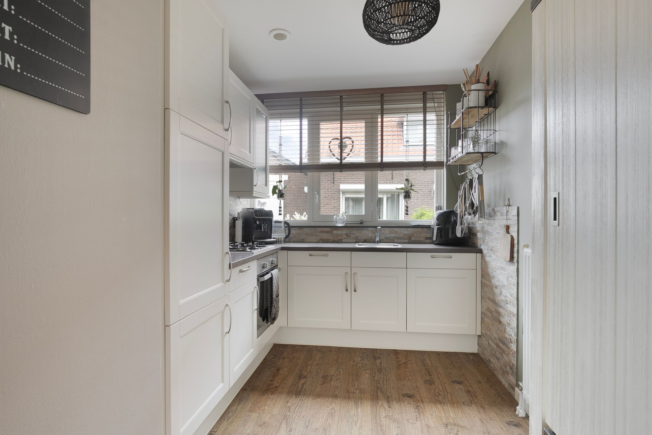 Foto 9 van Schoolstraat 12