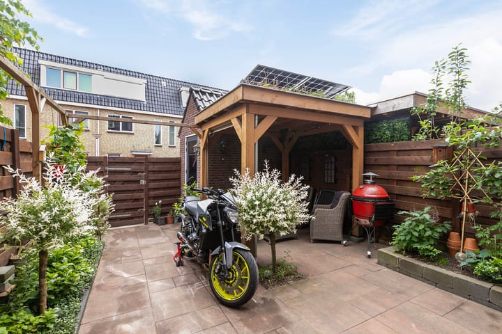 Foto 21 van Schoolstraat 12