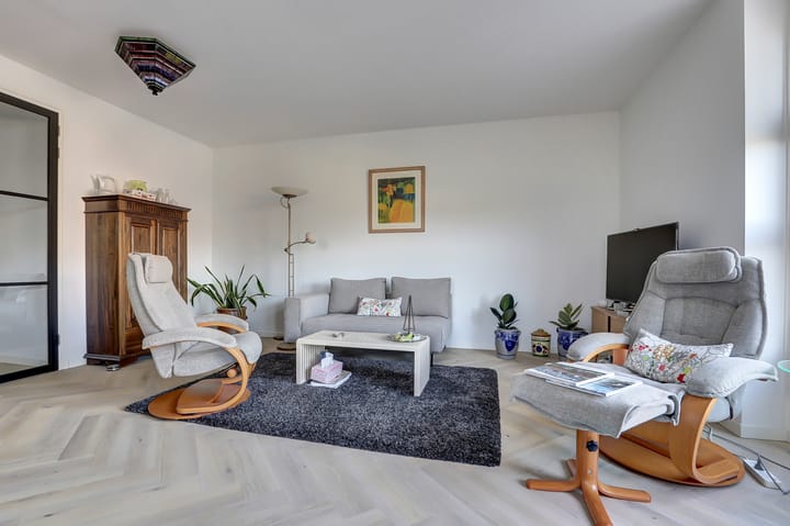 Foto 12 van Nazareth 4-10