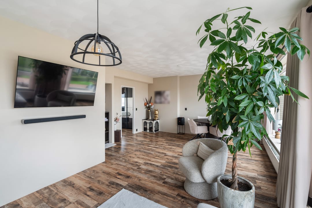 Photo 13 of Oranjelaan 91