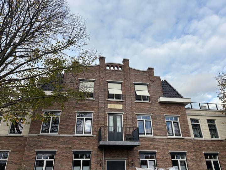 Foto 28 van Nazareth 4-10