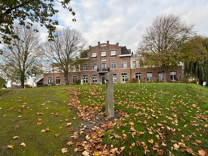 Foto 30 van Nazareth 4-10