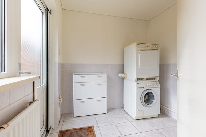 Photo 16 of Daendelsstraat 18